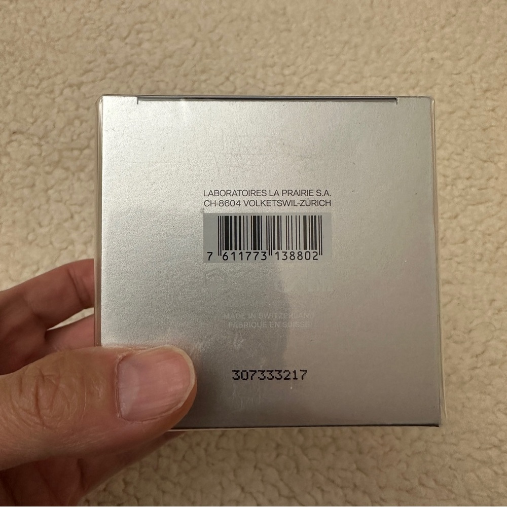 Platinum Rare Haute-Rejuvenation Mask
La Prairie NEW IN BOX - Picture 5 of 9